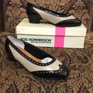 Black & Tan Classic Wing Tip Oxford Pumps 7.5 WW